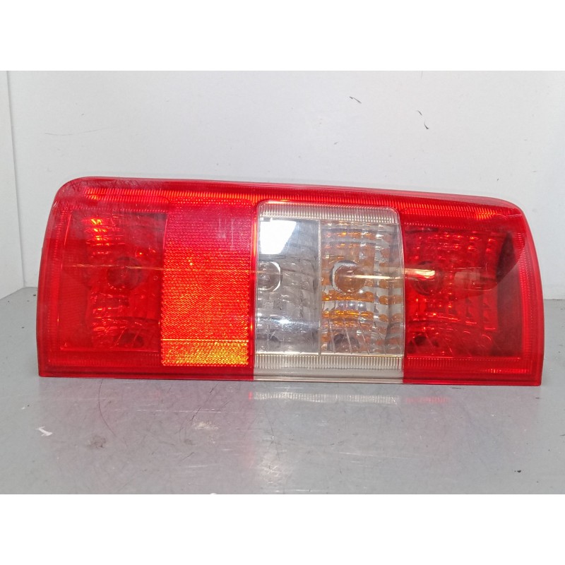 Recambio de piloto trasero izquierdo para ford transit connect (p65_, p70_, p80_) 1.8 tdci referencia OEM IAM   