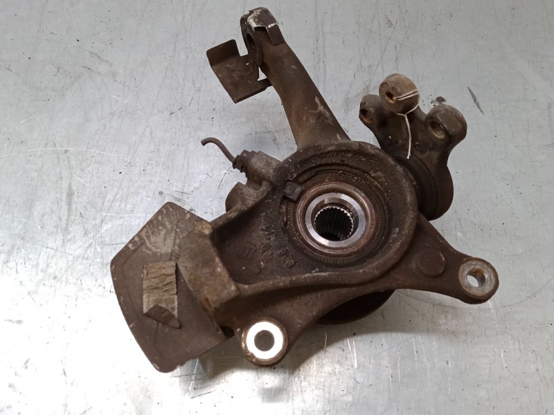 Recambio de mangueta delantera izquierda para peugeot 407 coupé (6c_) 2.2 16v referencia OEM IAM   