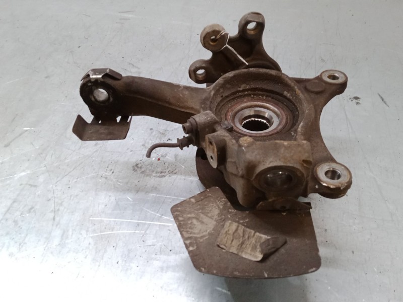 Recambio de mangueta delantera izquierda para peugeot 407 coupé (6c_) 2.2 16v referencia OEM IAM   