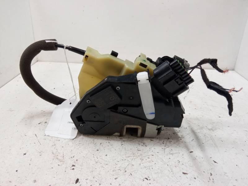 CERRADURA MALETERO / PORTON GN1A5426413BB 