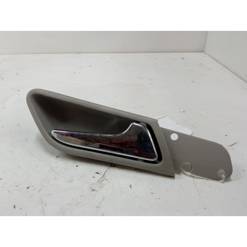 Recambio de maneta interior puerta trasera derecha para mercedes-benz clase b sports tourer (w245) b 150 (245.231) referencia OE