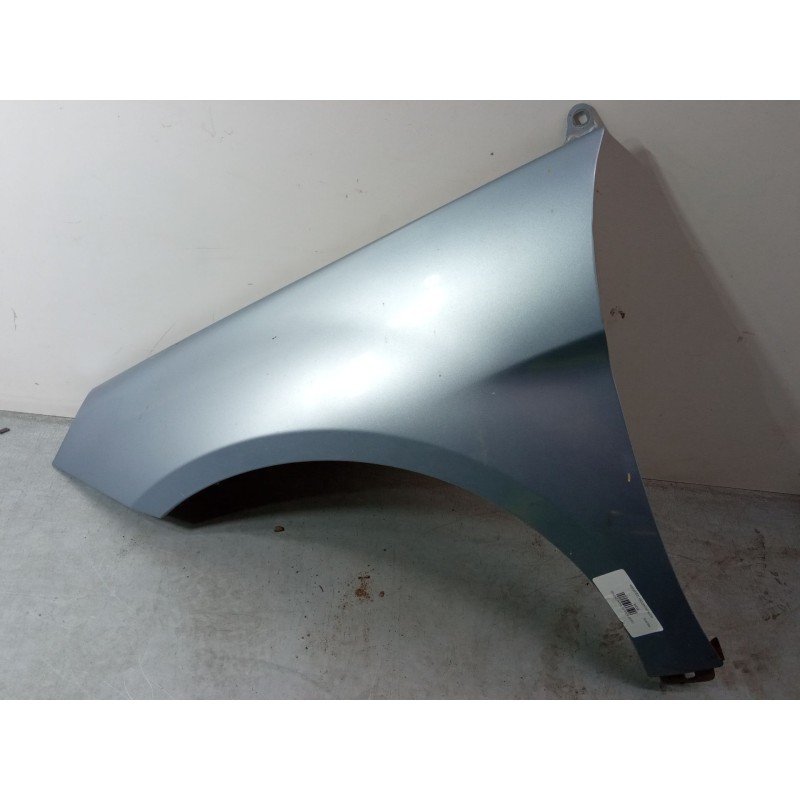 Recambio de aleta delantera izquierda para mercedes-benz clase b sports tourer (w245) b 150 (245.231) referencia OEM IAM   