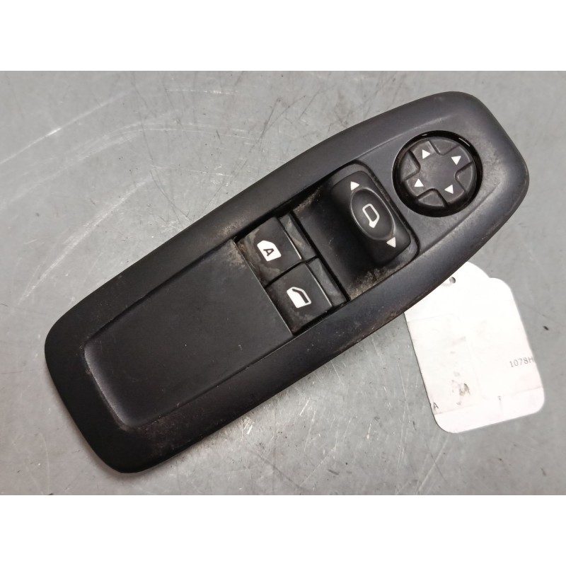 Recambio de mando elevalunas delantero izquierdo para peugeot 208 i (ca_, cc_) 1.4 hdi referencia OEM IAM 96761127ZD  