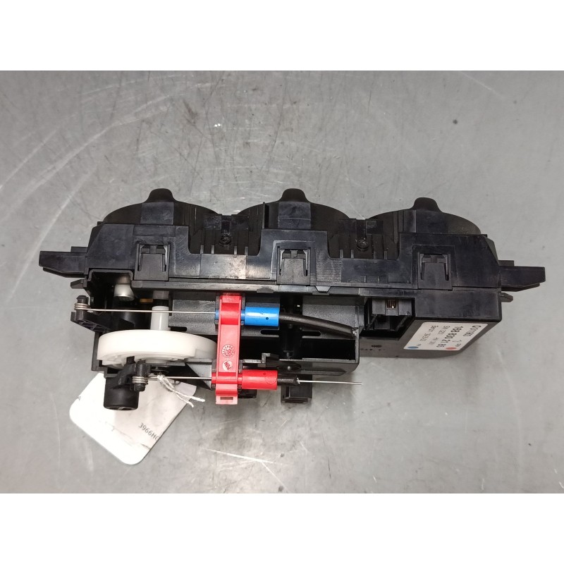 Recambio de mando calefaccion / a/a para mercedes-benz clase a (w168) a 210 (168.035, 168.135) referencia OEM IAM 1688302185  