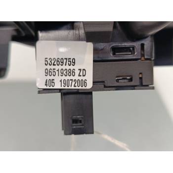 MANDO ELEVALUNAS DELANTERO DERECHO 96519386ZD 