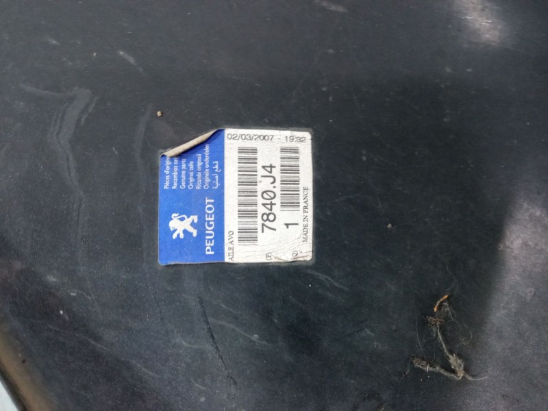 Recambio de aleta delantera izquierda para peugeot 206 sw (2e/k) 1.4 hdi referencia OEM IAM   