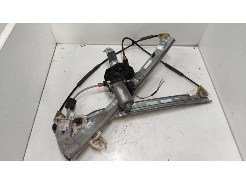 ELEVALUNAS ELECTRICO DELANTERO IZQUIERDO 
