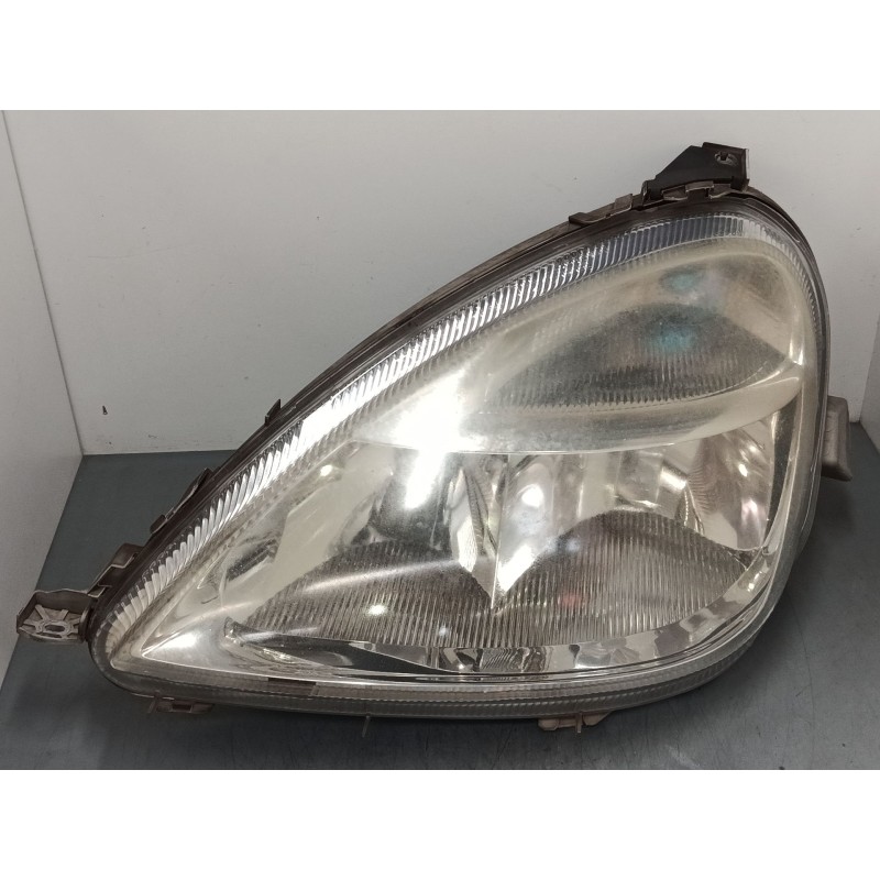 Recambio de faro izquierdo para mercedes-benz clase a (w168) a 210 (168.035, 168.135) referencia OEM IAM A1688202361  