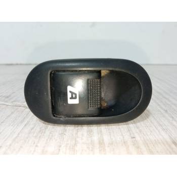 MANDO ELEVALUNAS TRASERO DERECHO 96401469XT 