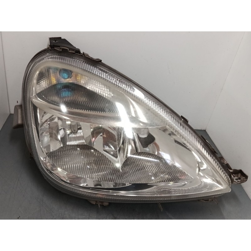 Recambio de faro derecho para mercedes-benz clase a (w168) a 210 (168.035, 168.135) referencia OEM IAM a1688202461  