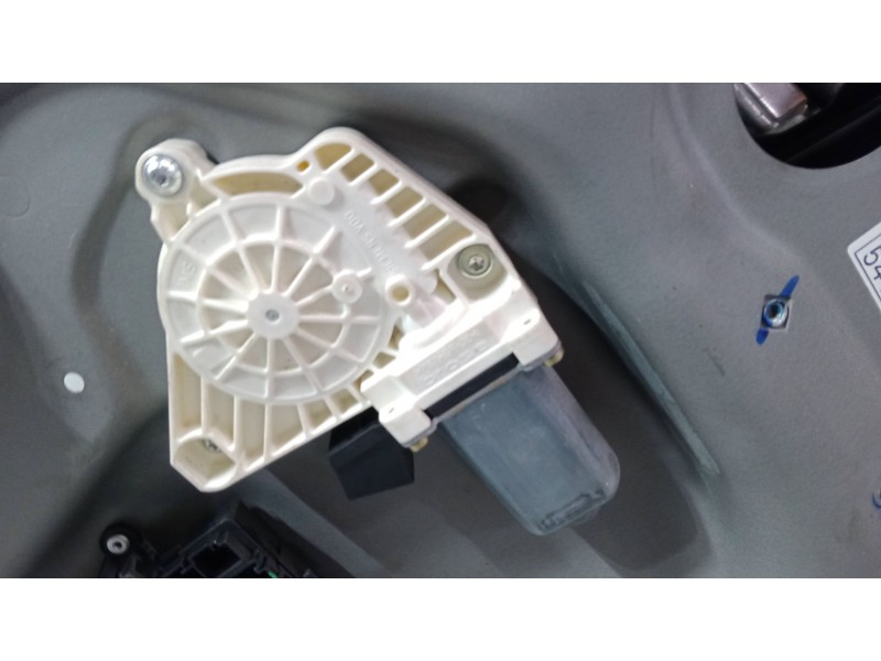 Recambio de elevalunas electrico trasero derecho para mercedes-benz clase a (w169) a 170 (169.032, 169.332) referencia OEM IAM A