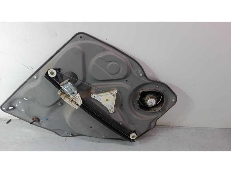 Recambio de elevalunas electrico trasero derecho para mercedes-benz clase a (w169) a 170 (169.032, 169.332) referencia OEM IAM A