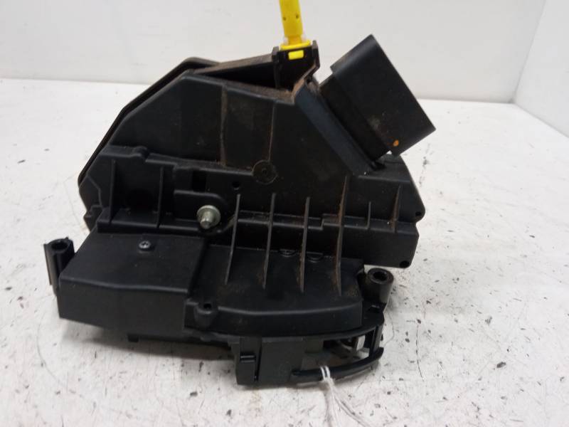 CERRADURA PUERTA TRASERA DERECHA GN15A264A26EC 