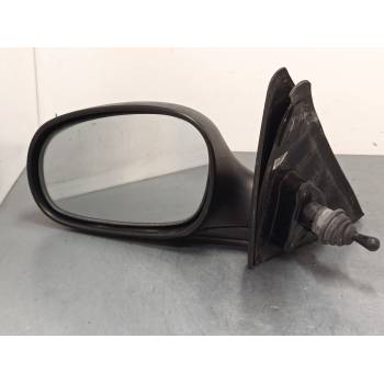RETROVISOR IZQUIERDO 