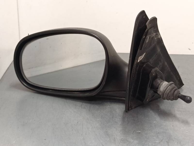 RETROVISOR IZQUIERDO 