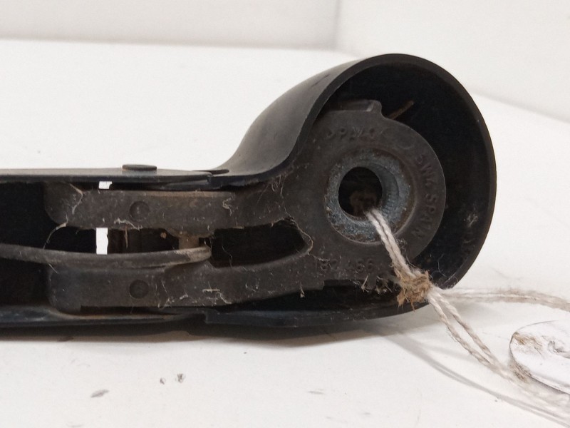 Recambio de brazo limpia trasero para volkswagen golf iv (1j1) 1.9 tdi referencia OEM IAM   