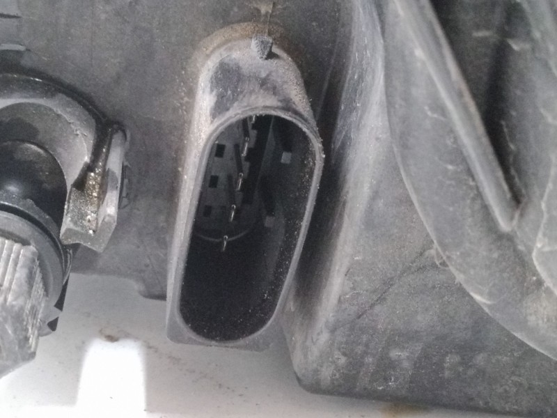 Recambio de faro derecho para mercedes-benz clase a (w169) a 170 (169.032, 169.332) referencia OEM IAM A1698200261  