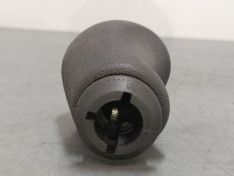 Recambio de pomo palanca cambio para renault kangoo express (fw0/1_) 1.5 dci 75 (fw07, fw10, fw04) referencia OEM IAM 8200079111
