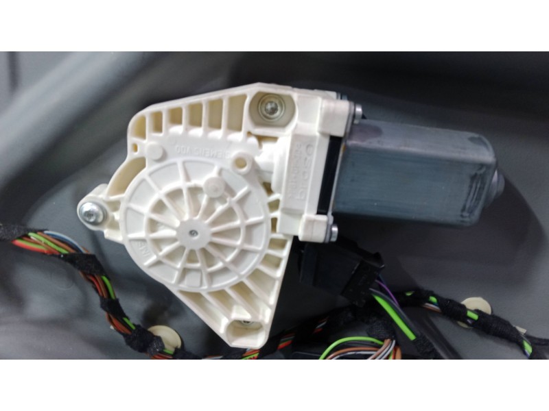 Recambio de elevalunas electrico trasero derecho para mercedes-benz clase b sports tourer (w245) b 150 (245.231) referencia OEM 