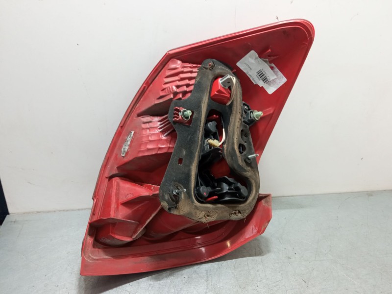 Recambio de piloto trasero izquierdo para toyota auris (_e15_) 1.4 d-4d (nde150_) referencia OEM IAM   