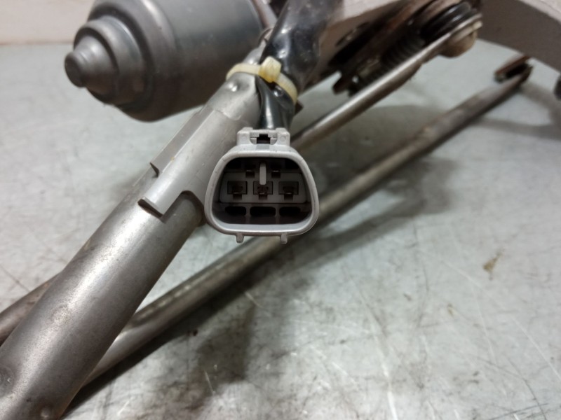 Recambio de motor limpia delantero para toyota auris (_e15_) 1.4 d-4d (nde150_) referencia OEM IAM 8544002190  