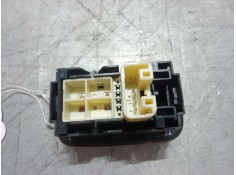 Recambio de mando elevalunas trasero izquierdo para toyota auris (_e15_) 1.4 d-4d (nde150_) referencia OEM IAM    2