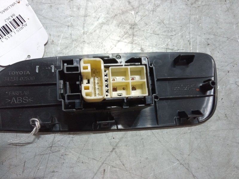 Recambio de mando elevalunas delantero derecho para toyota auris (_e15_) 1.4 d-4d (nde150_) referencia OEM IAM 7423102530  