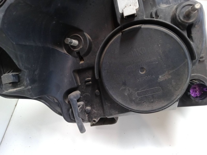 Recambio de faro izquierdo para peugeot bipper tepee 1.4 hdi referencia OEM IAM 45570383  