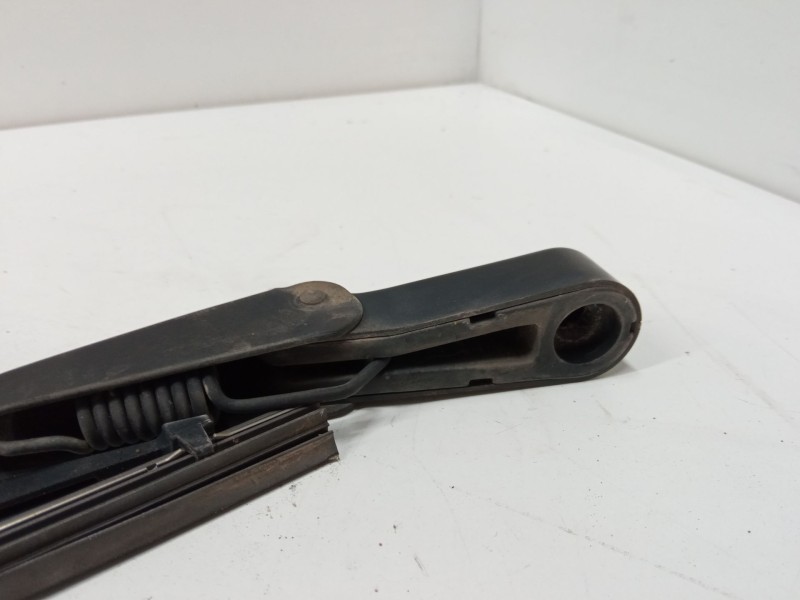 Recambio de brazo limpia trasero para hyundai getz (tb) 1.4 i referencia OEM IAM   