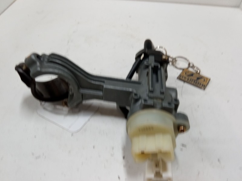 Recambio de clausor para hyundai getz (tb) 1.4 i referencia OEM IAM   