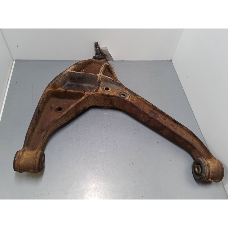 Recambio de brazo suspension inferior delantero derecho para suzuki vitara cabrio (et, ta) 2.0 16v (ta51, sv420) referencia OEM 