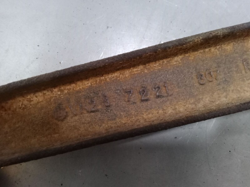 Recambio de brazo suspension inferior delantero derecho para suzuki vitara cabrio (et, ta) 2.0 16v (ta51, sv420) referencia OEM 