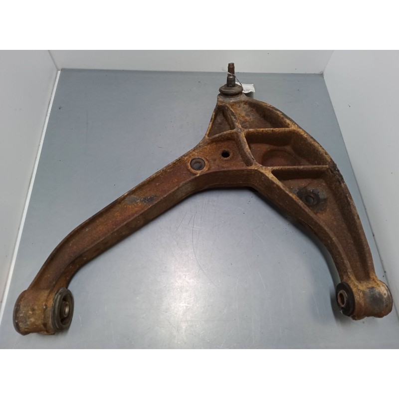 Recambio de brazo suspension inferior delantero izquierdo para suzuki vitara cabrio (et, ta) 2.0 16v (ta51, sv420) referencia OE
