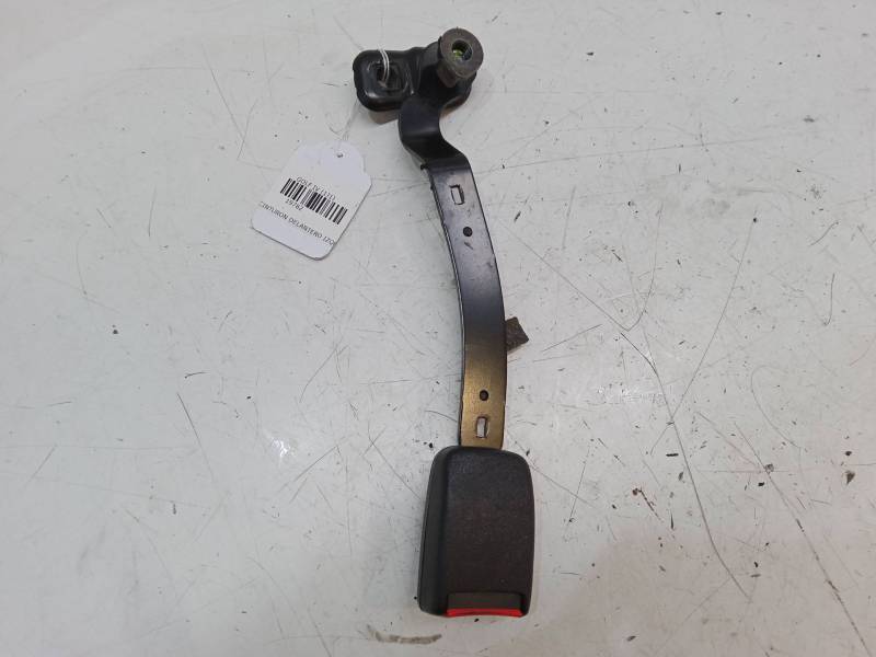 ANCLAJE CINTURON DELANTERO IZQUIERDO 