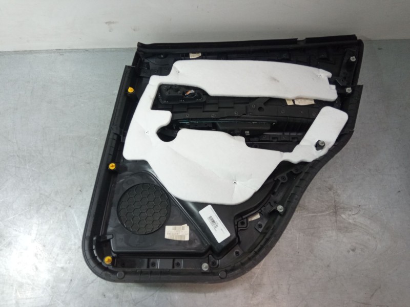 Recambio de guarnecido puerta trasero izquierdo para opel mokka / mokka x (j13) 1.6 cdti (_76) referencia OEM IAM 94516337  