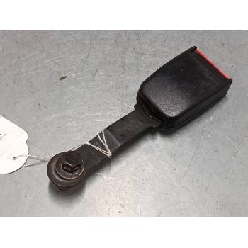 ANCLAJE CINTURON DELANTERO DERECHO 