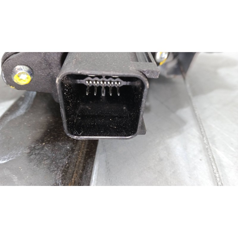 Recambio de elevalunas electrico delantero izquierdo para opel mokka / mokka x (j13) 1.6 cdti (_76) referencia OEM IAM 42363792 