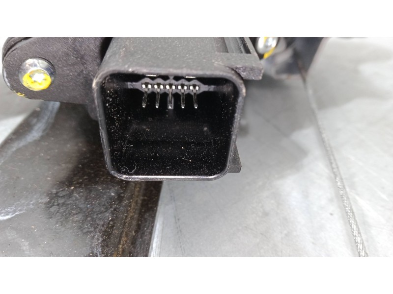 Recambio de elevalunas electrico delantero izquierdo para opel mokka / mokka x (j13) 1.6 cdti (_76) referencia OEM IAM 42363792 