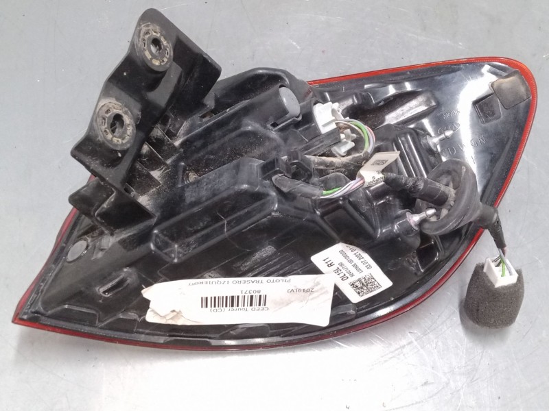 Recambio de piloto trasero izquierdo para kia ceed tourer (cd) 1.6 crdi 136 referencia OEM IAM 92401J7150  