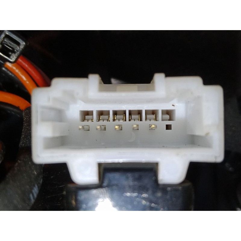 Recambio de piloto trasero porton derecho para kia ceed tourer (cd) 1.6 crdi 136 referencia OEM IAM 92404J7050  