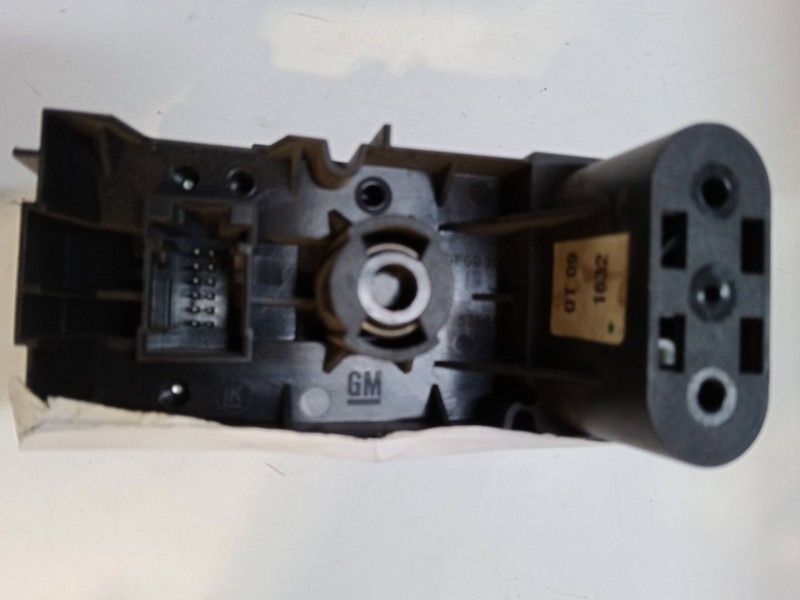 Recambio de conmutador de luces para opel vectra c station wagon (z02) 2.2 dti (f35) referencia OEM IAM   