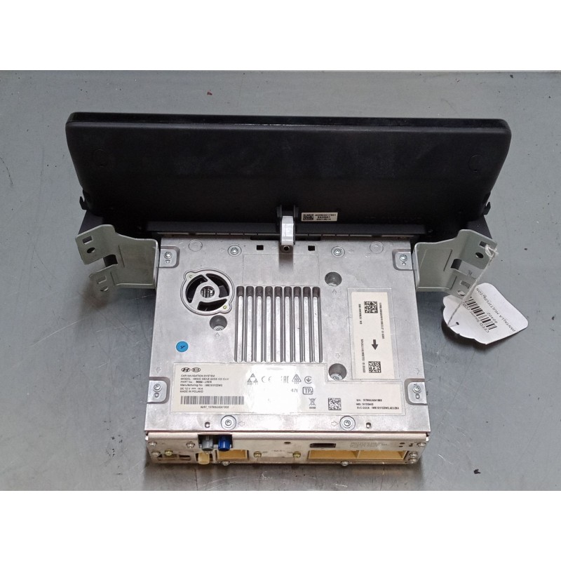 Recambio de pantalla multifuncion para kia ceed tourer (cd) 1.6 crdi 136 referencia OEM IAM 96560J670  