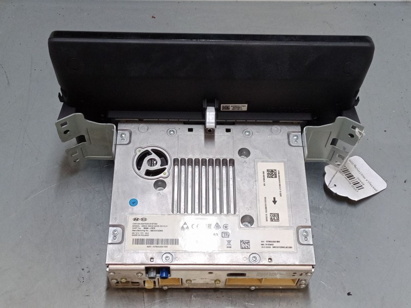 Recambio de pantalla multifuncion para kia ceed tourer (cd) 1.6 crdi 136 referencia OEM IAM 96560J670  