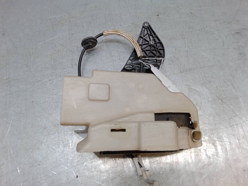 Recambio de cerradura puerta delantera izquierda para volkswagen touareg (7la, 7l6, 7l7) 2.5 r5 tdi referencia OEM IAM   
