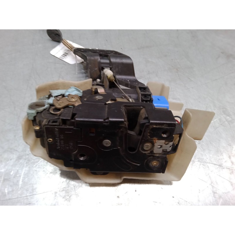 Recambio de cerradura puerta delantera izquierda para volkswagen touareg (7la, 7l6, 7l7) 2.5 r5 tdi referencia OEM IAM   