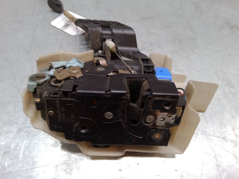 Recambio de cerradura puerta delantera izquierda para volkswagen touareg (7la, 7l6, 7l7) 2.5 r5 tdi referencia OEM IAM   