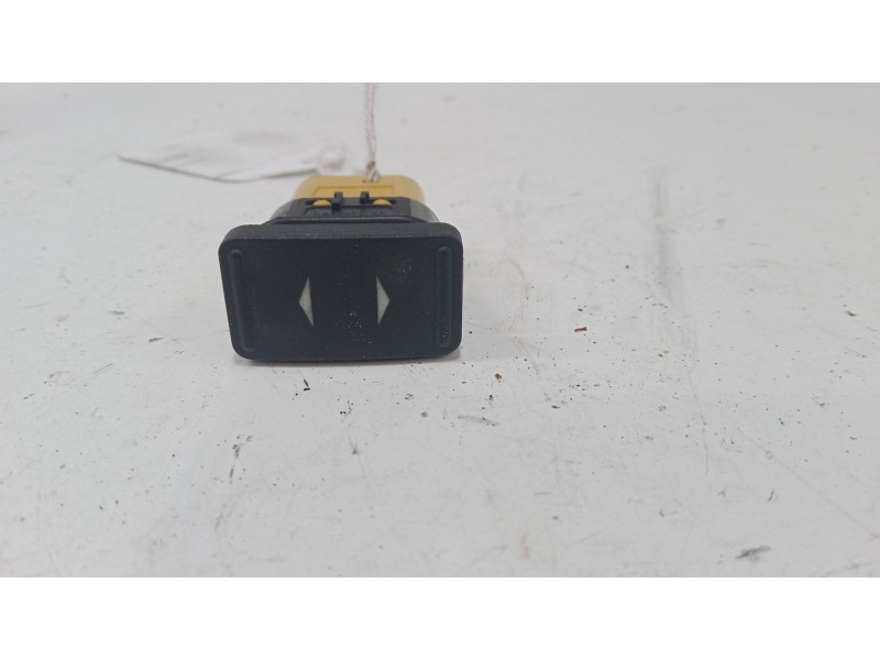Recambio de mando elevalunas delantero derecho para ford focus ii (da_, hcp, dp) 1.6 tdci referencia OEM IAM 6m2t14529  