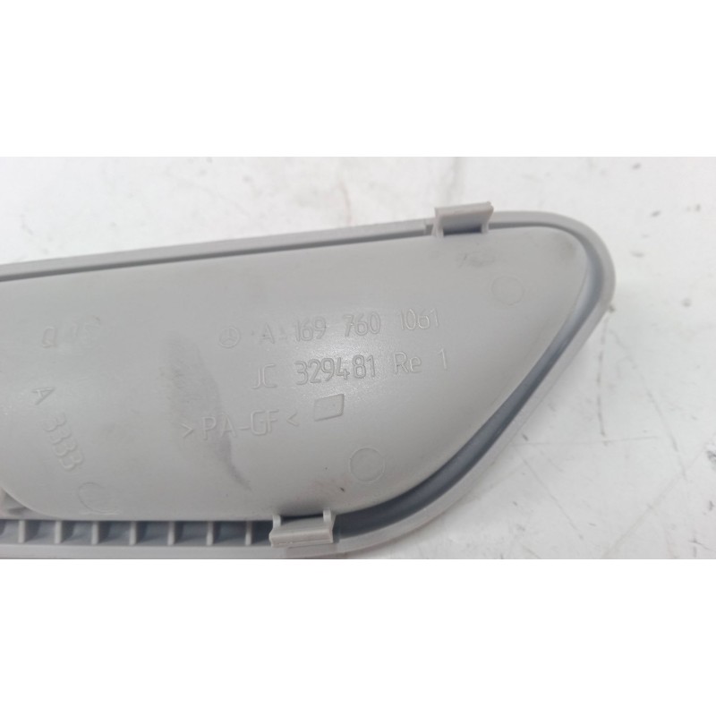 Recambio de maneta interior puerta trasera derecha para mercedes-benz clase b sports tourer (w245) b 150 (245.231) referencia OE