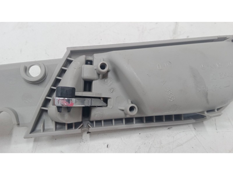 Recambio de maneta interior puerta trasera derecha para mercedes-benz clase b sports tourer (w245) b 150 (245.231) referencia OE