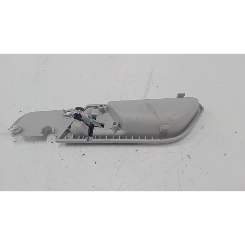 Recambio de maneta interior puerta trasera derecha para mercedes-benz clase b sports tourer (w245) b 150 (245.231) referencia OE